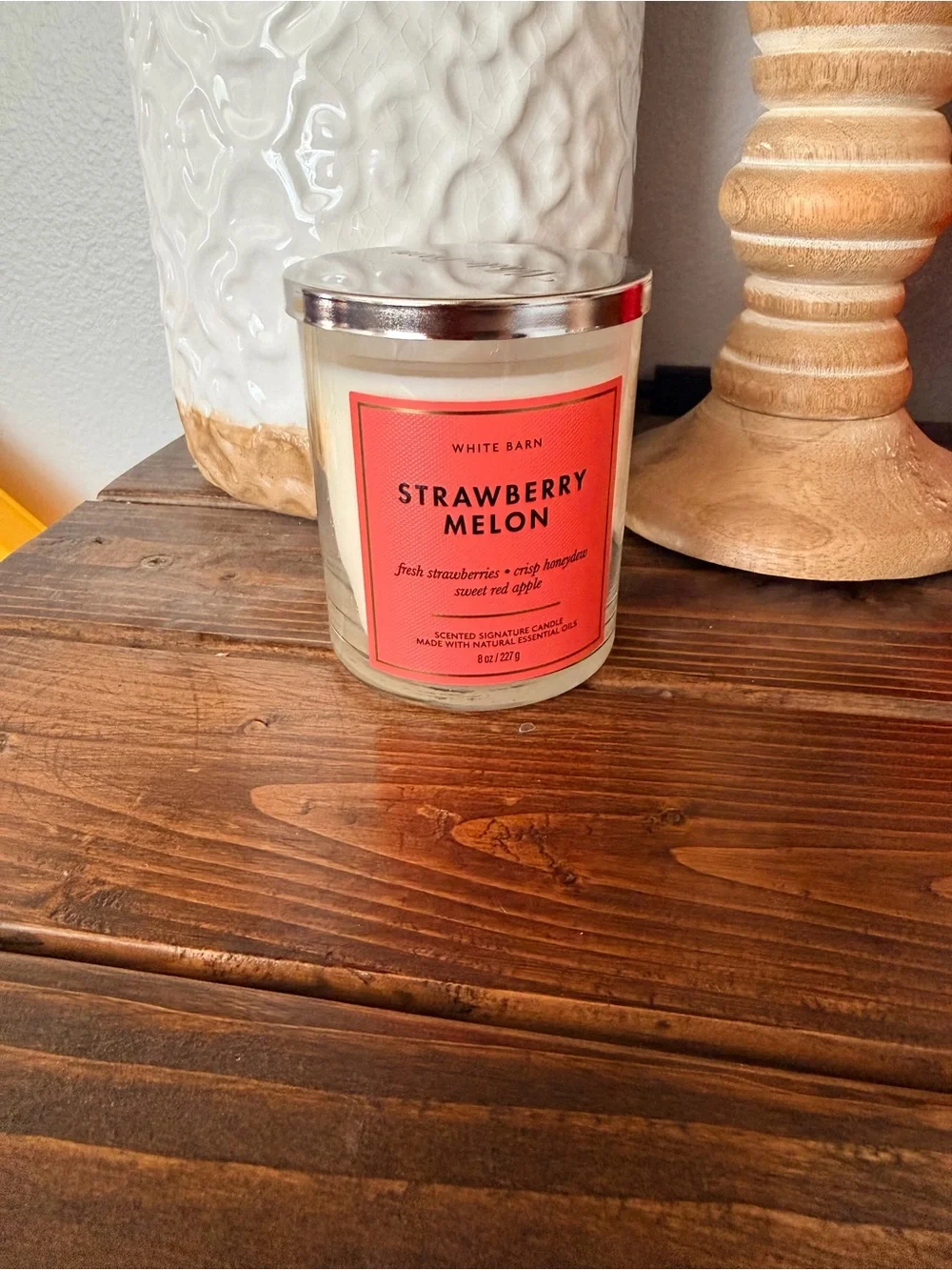 White Barn Strawberry Melon & Pineapple Mango Scented Candles